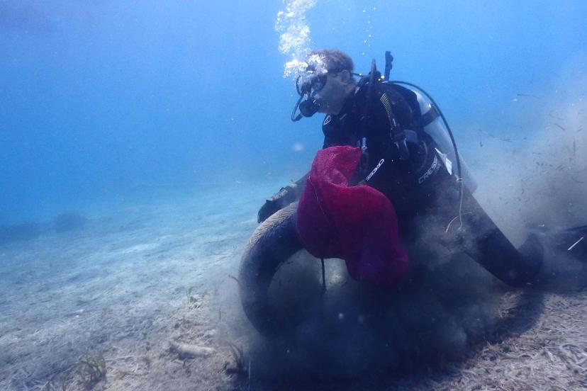 Bodrum'da denizden 850 kilogram atık çıktı