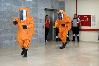 Hastanede gerçeğini aratmayan tatbikat